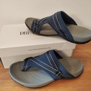 Toe Thong Sandals Navy size 11